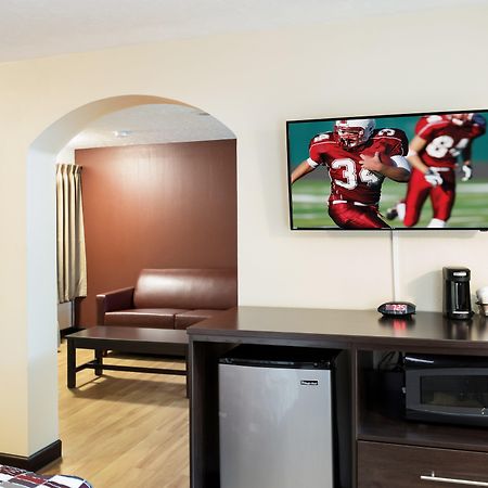 Red Roof Inn Indianapolis East Экстерьер фото