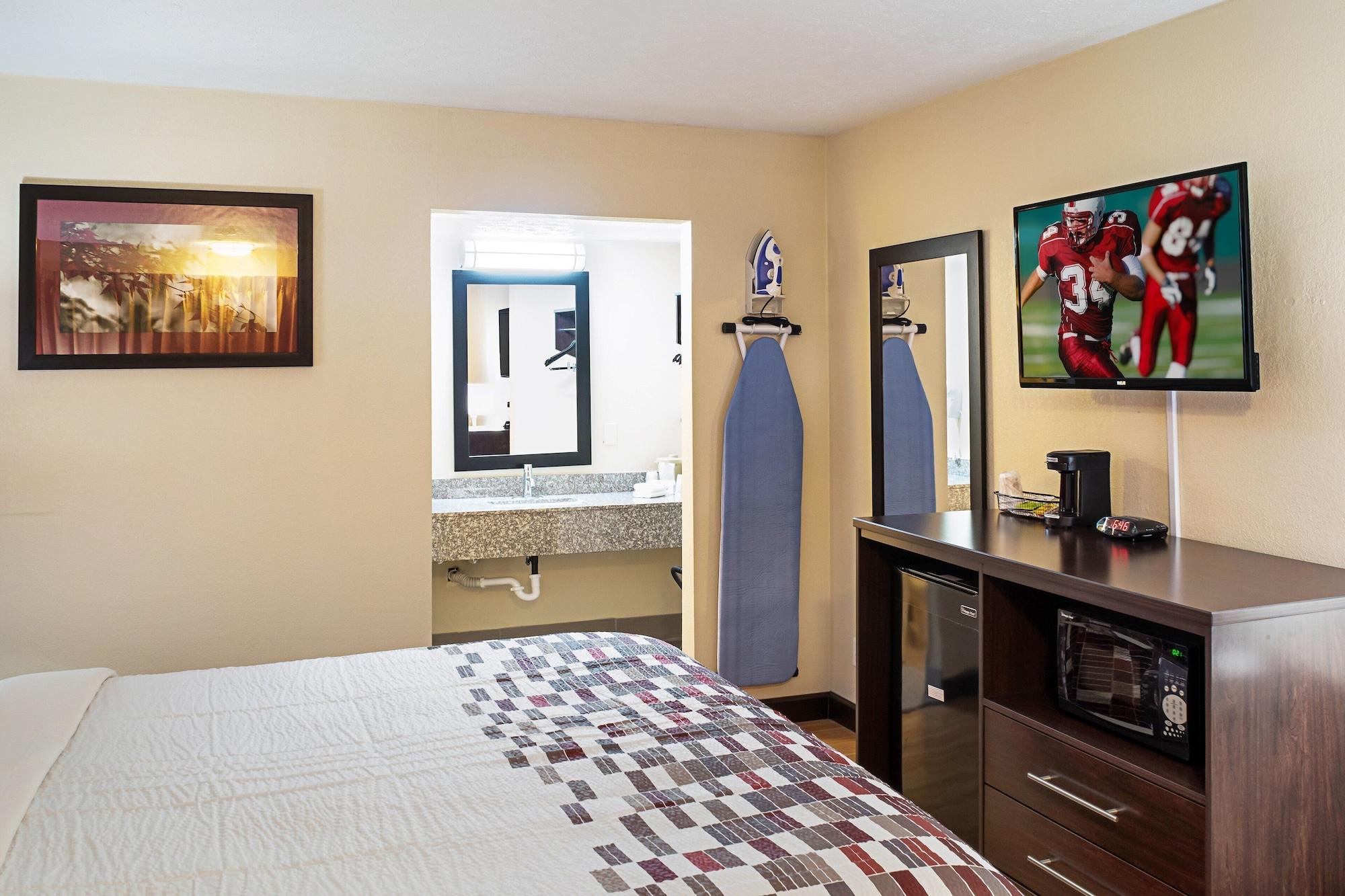 Red Roof Inn Indianapolis East Экстерьер фото