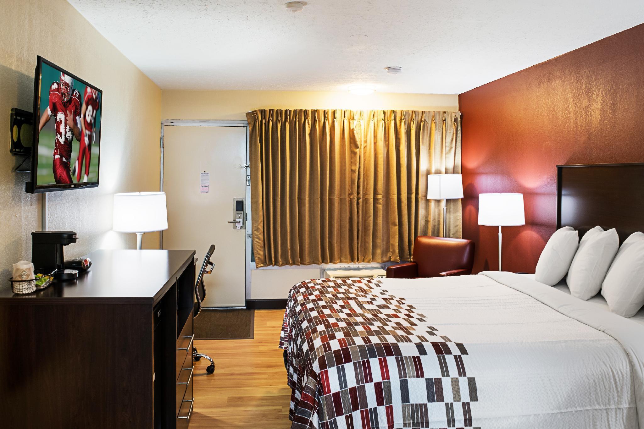 Red Roof Inn Indianapolis East Экстерьер фото