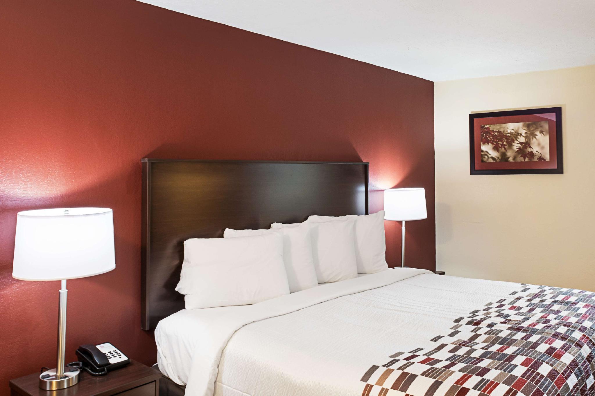 Red Roof Inn Indianapolis East Экстерьер фото
