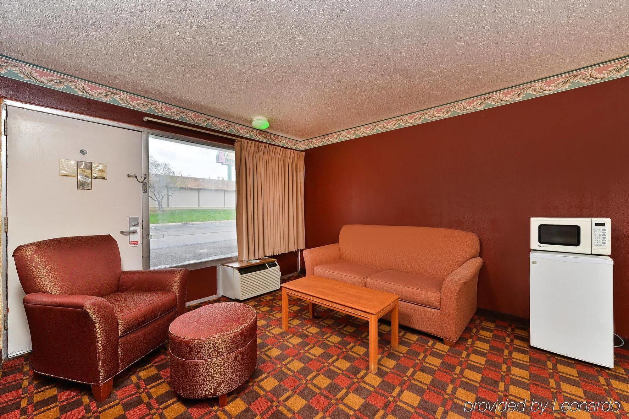 Red Roof Inn Indianapolis East Экстерьер фото