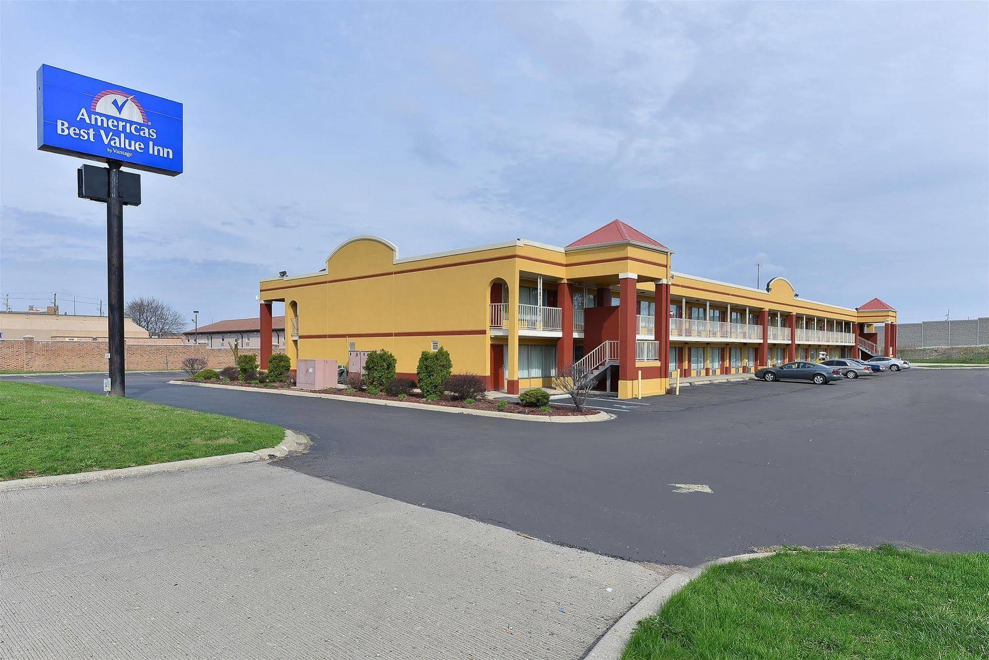 Red Roof Inn Indianapolis East Экстерьер фото