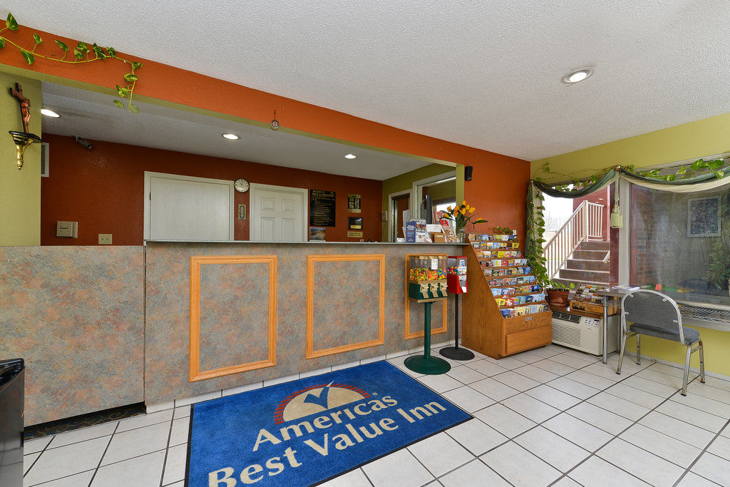Red Roof Inn Indianapolis East Экстерьер фото